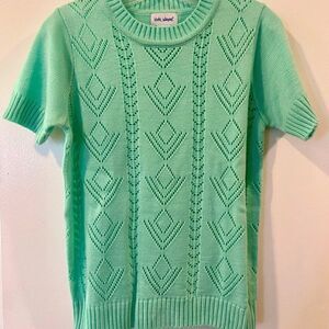 Vintage Vicki Wayne Mint Green Scoop Neck Knit Sweater Size Small.